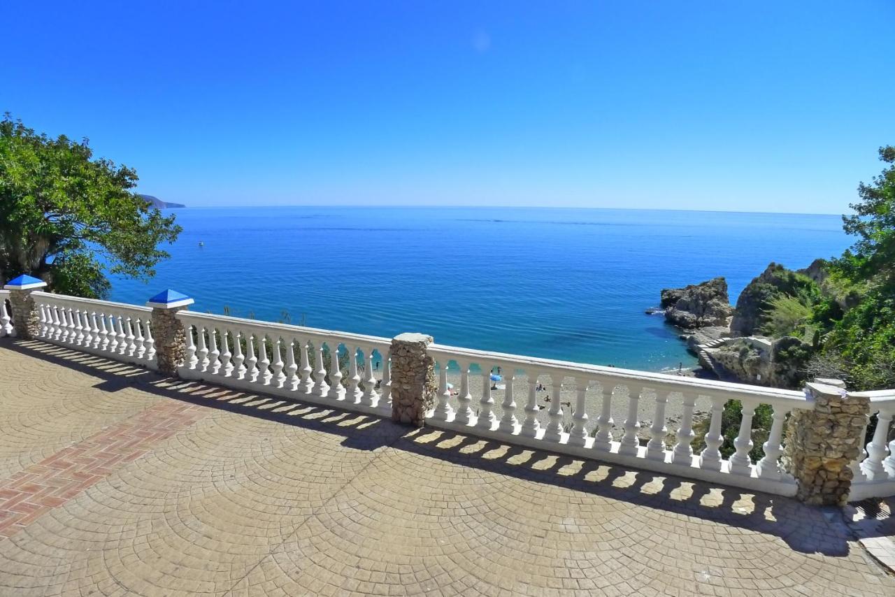 R1352 Pinomar D Villa Nerja Exterior foto